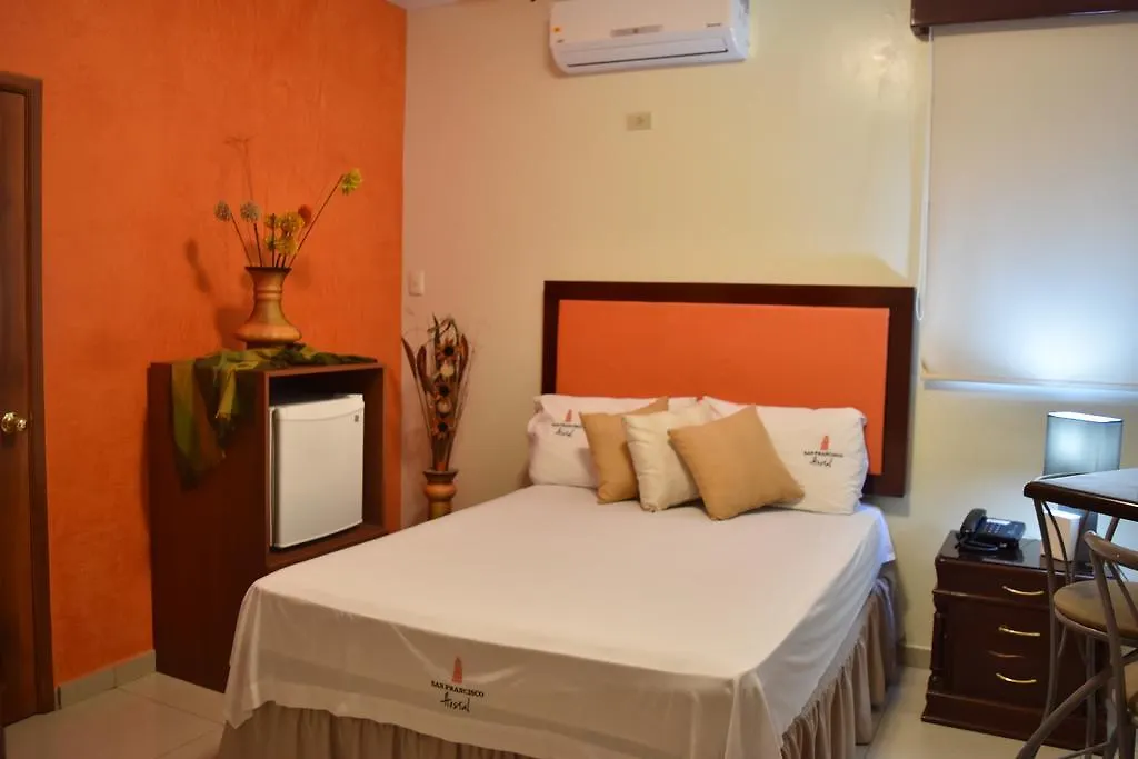 San Francisco Apart Hotel Γκουαγιακίλ