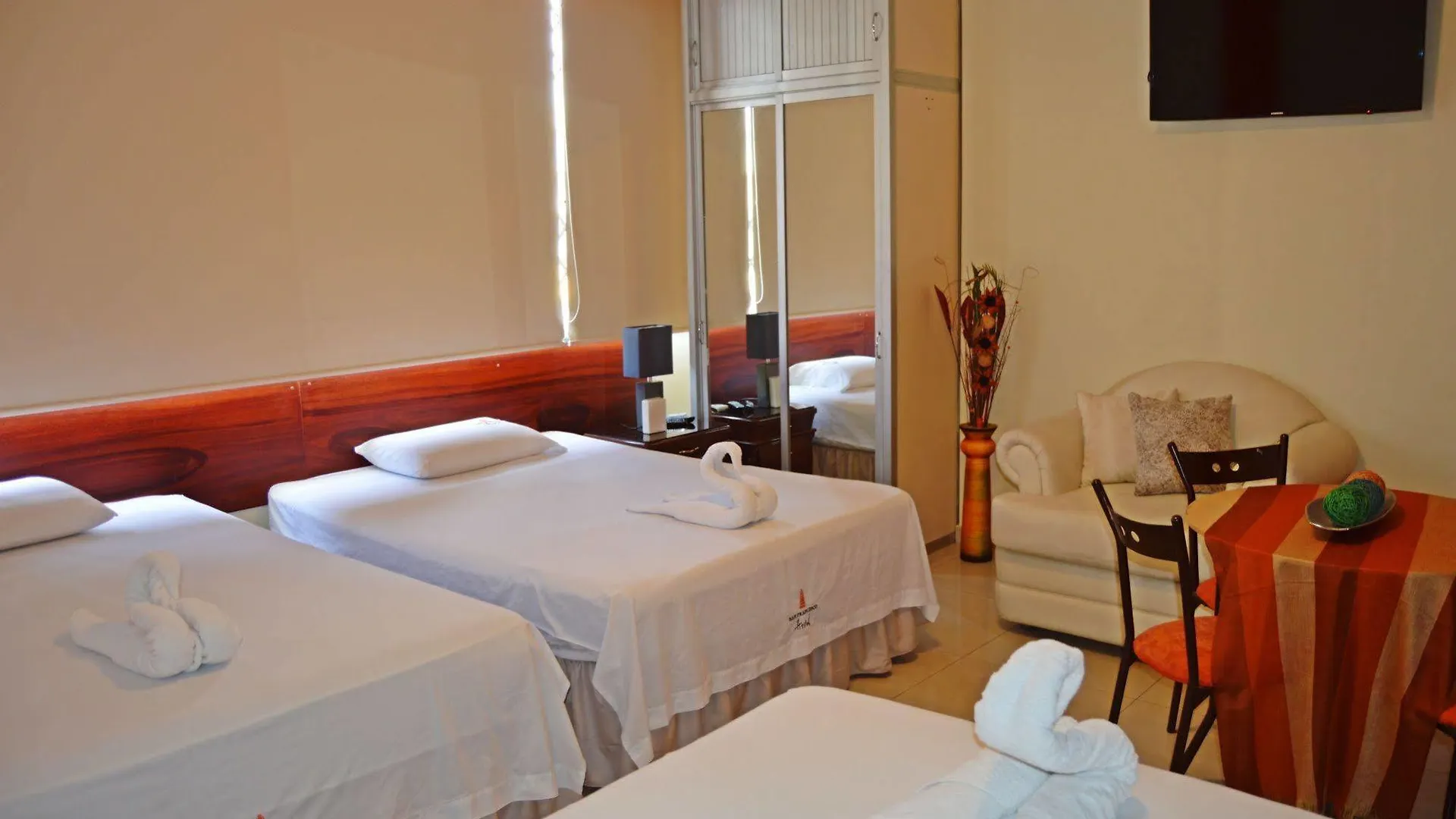 San Francisco Apart Hotel Γκουαγιακίλ 3*,  Ισημερινός