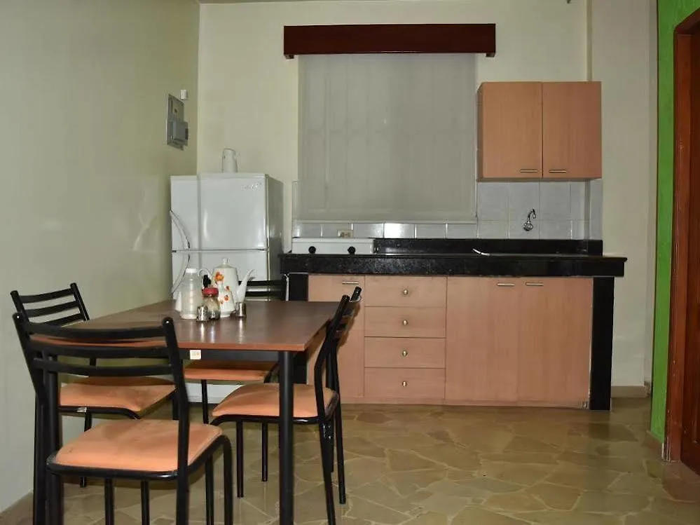 San Francisco Apart Hotel Γκουαγιακίλ